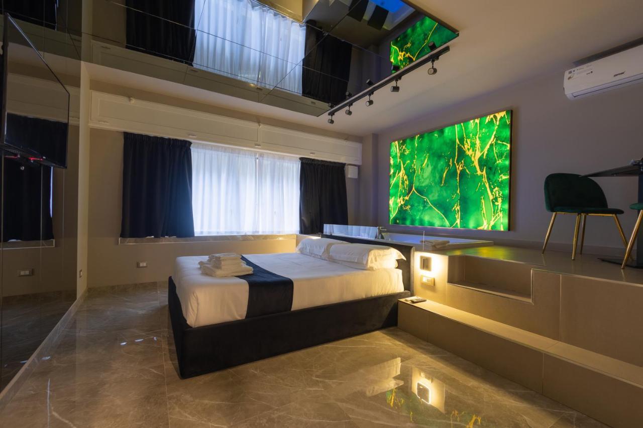 Maximum Exclusive Suite & Spa Палермо Екстериор снимка