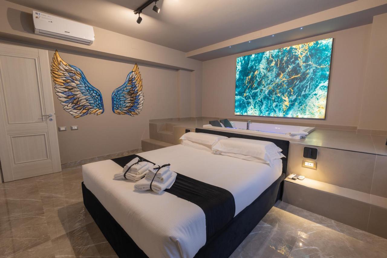 Maximum Exclusive Suite & Spa Палермо Екстериор снимка