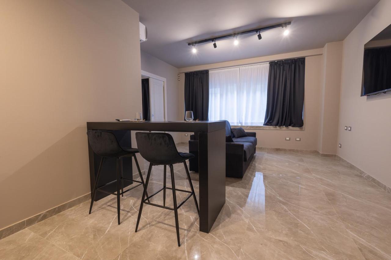 Maximum Exclusive Suite & Spa Палермо Екстериор снимка